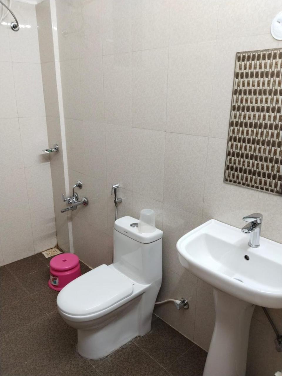 Hotel Lakeview By Bookingcare Chhatarpur Dış mekan fotoğraf